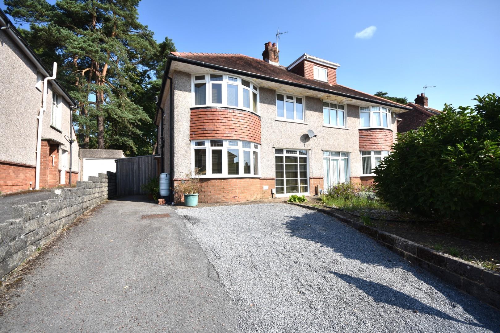 Mayals Avenue, Blackpill, Swansea, SA3 5DE